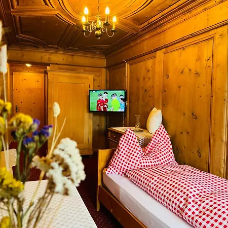 Mini-hôtel Zum Rathaus Saas im Prattigau