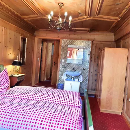 Zum Rathaus Mini-hôtel *