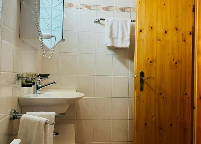 Zum Rathaus Fogadó *